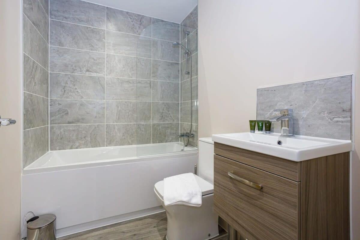 Modern And Stylish 1 Bed Apartment Manchester Exterior foto