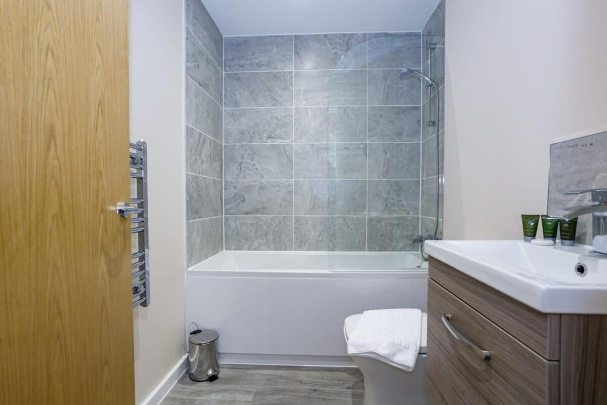 Modern And Stylish 1 Bed Apartment Manchester Exterior foto